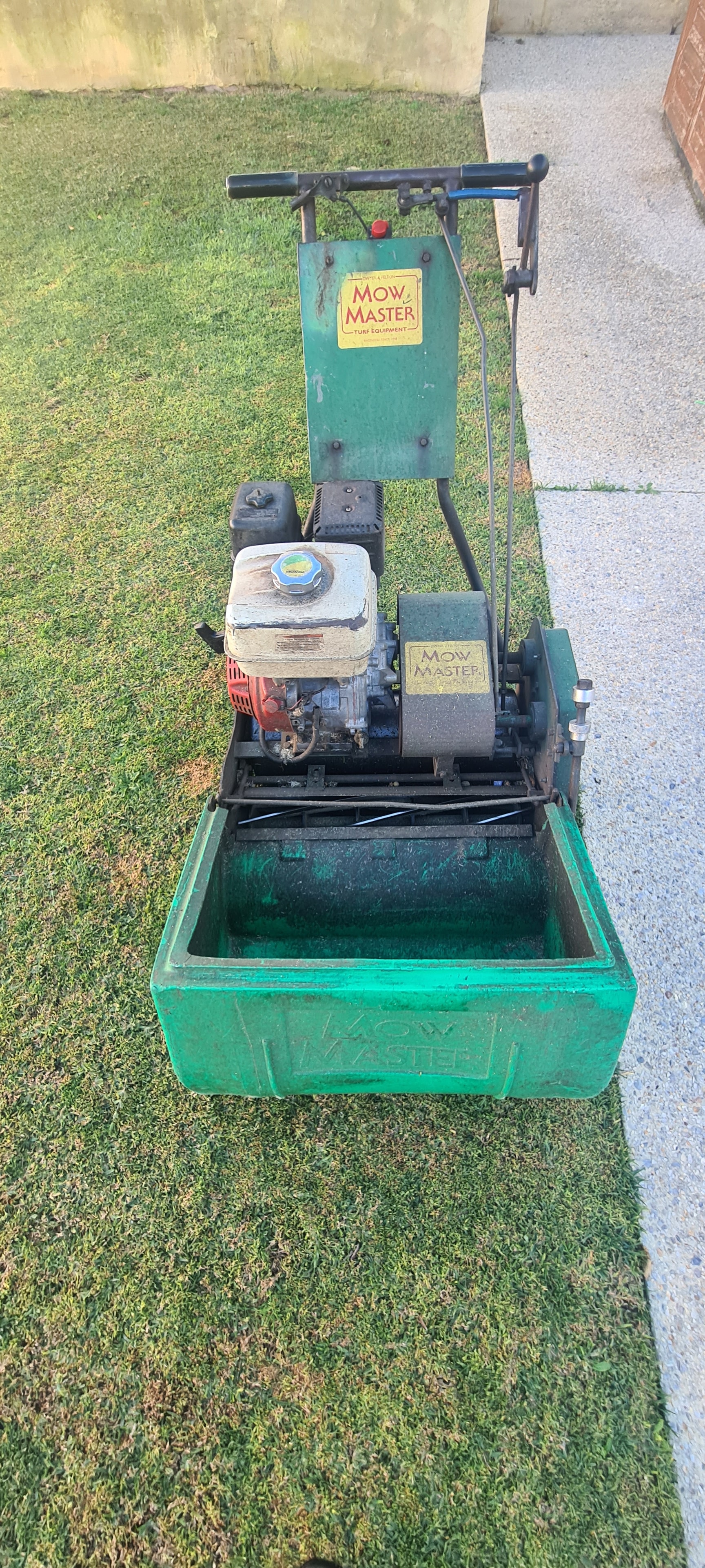 Mow Master Cylinder Mower
